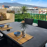 Appartamento Large Penthouse With Sunny Terrace