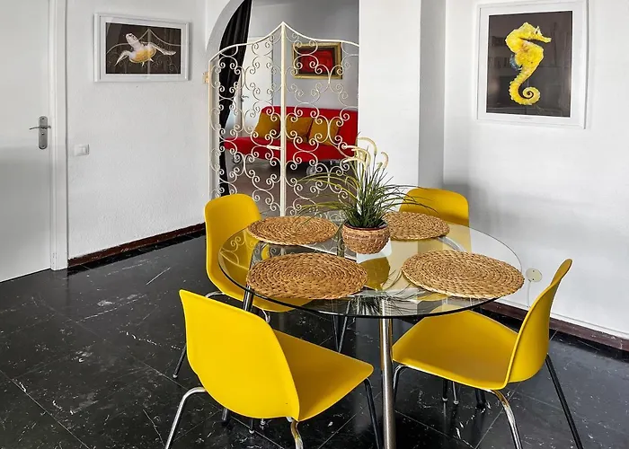 Large Penthouse With Sunny Terrace *